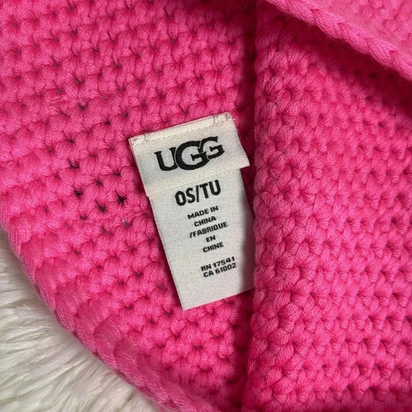 UGG NWOT Pink Beanie - Picture 3 of 3
